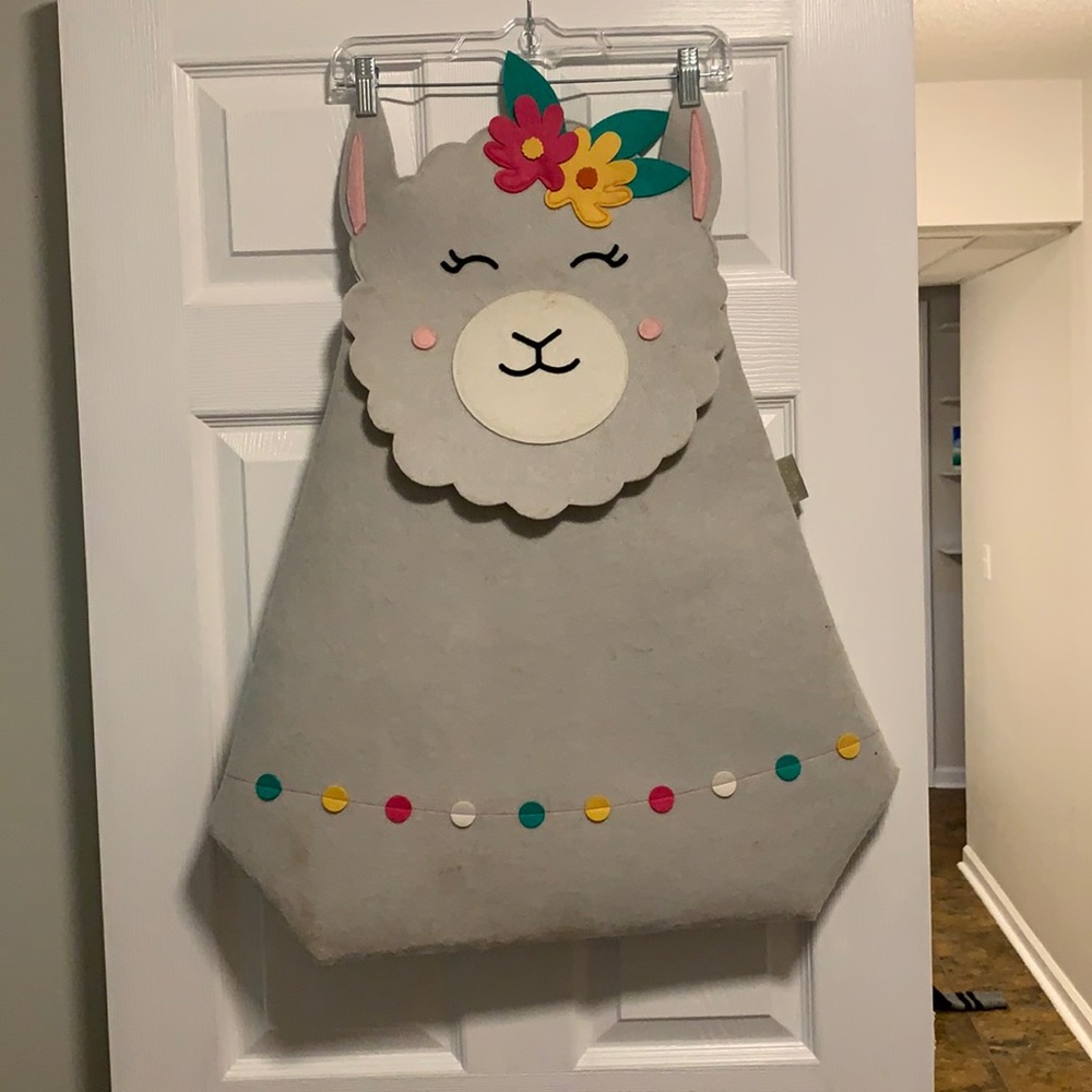 Laundry/toy basket